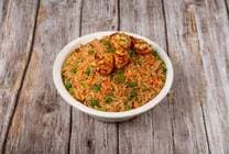 Egg Chicken Schezwan Rice